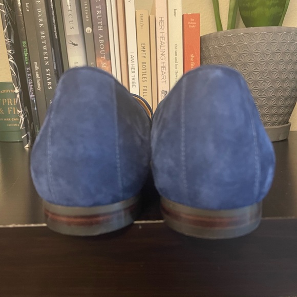 Vionic Willa blue suede slip on loafers (size 9) - Picture 5 of 5